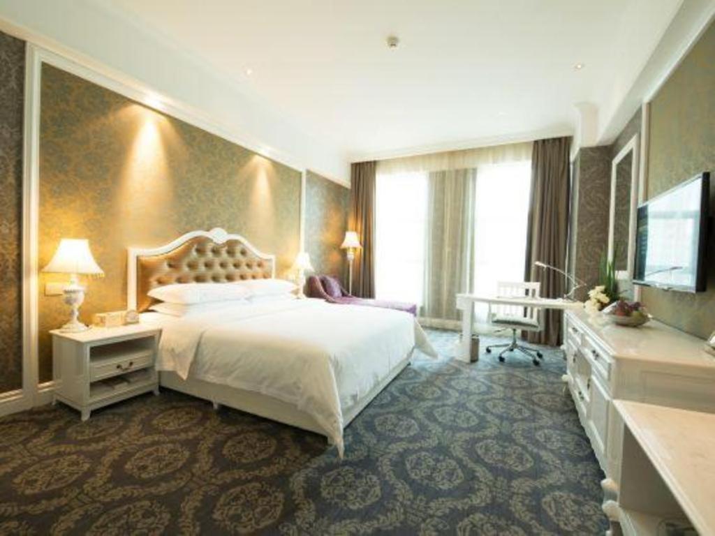 Chongqing Huachen International Hotel Екстериор снимка