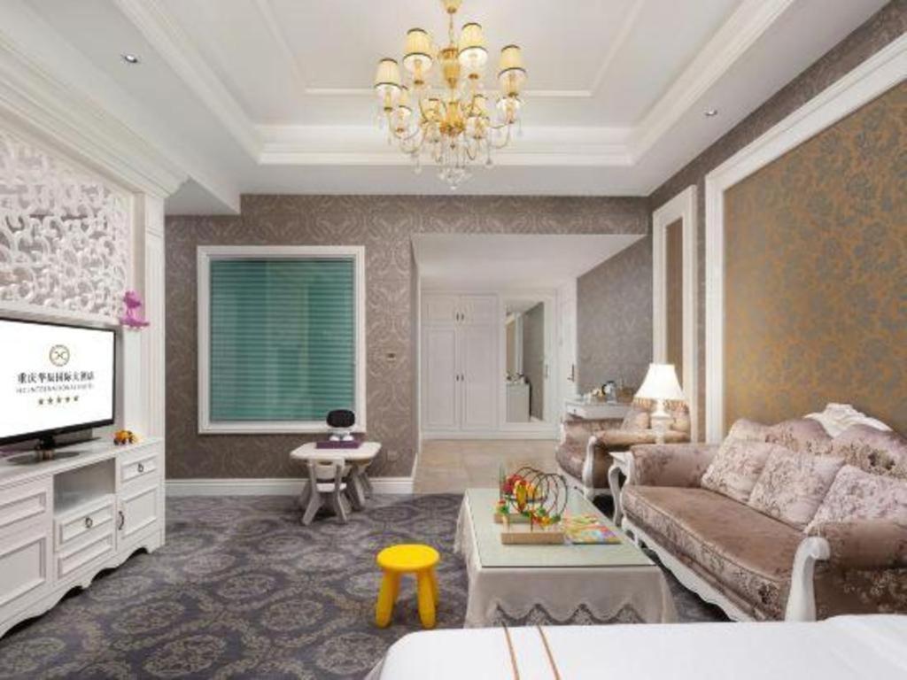 Chongqing Huachen International Hotel Екстериор снимка