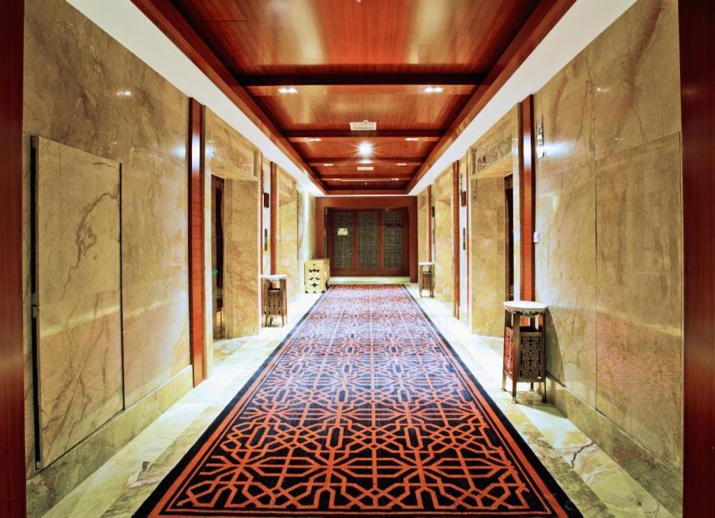 Chongqing Huachen International Hotel Екстериор снимка