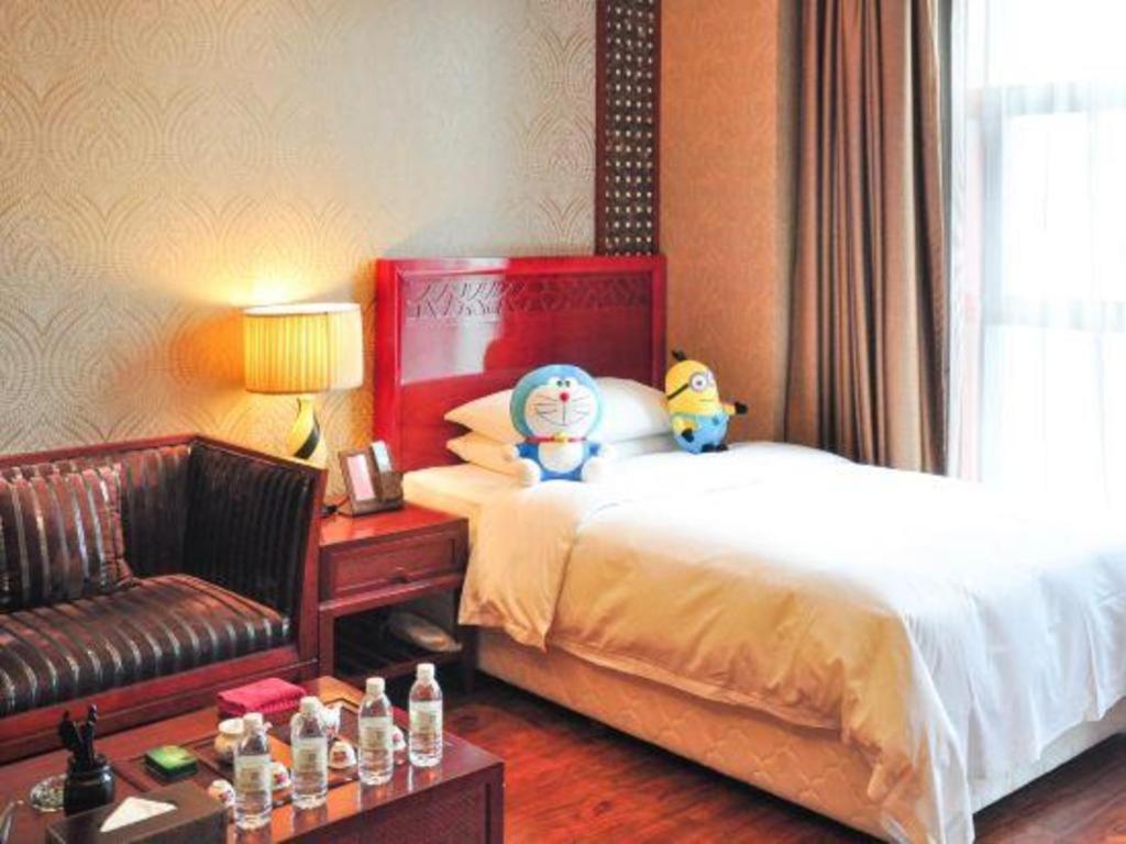 Chongqing Huachen International Hotel Екстериор снимка