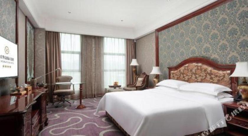 Chongqing Huachen International Hotel Екстериор снимка