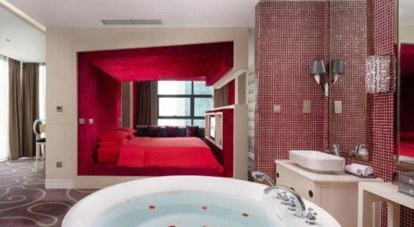 Chongqing Huachen International Hotel Екстериор снимка