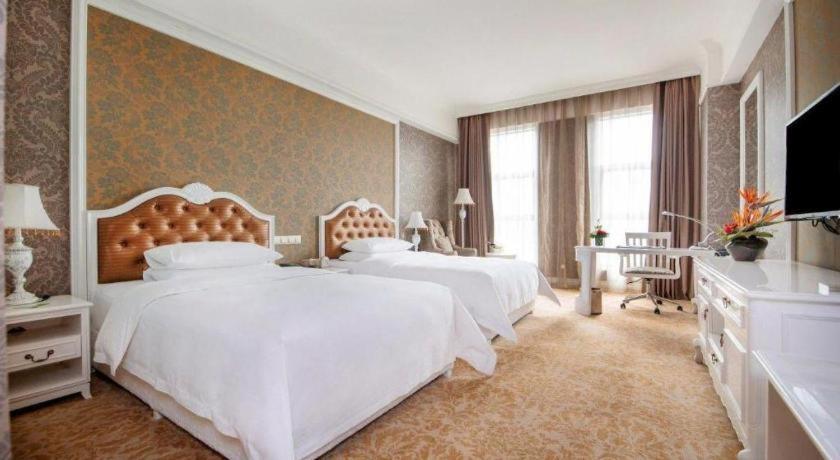Chongqing Huachen International Hotel Екстериор снимка