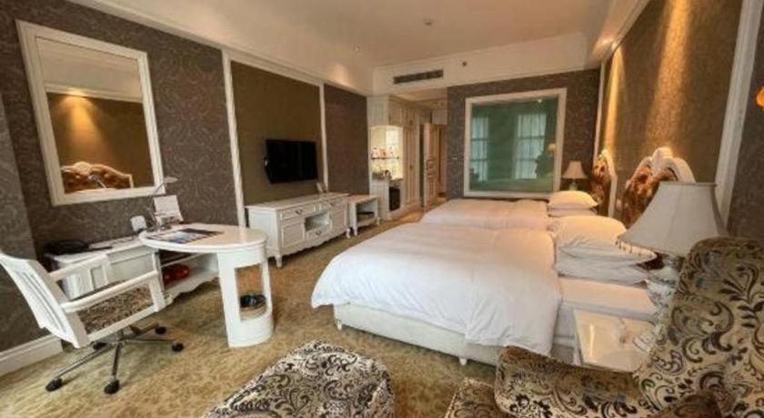 Chongqing Huachen International Hotel Екстериор снимка