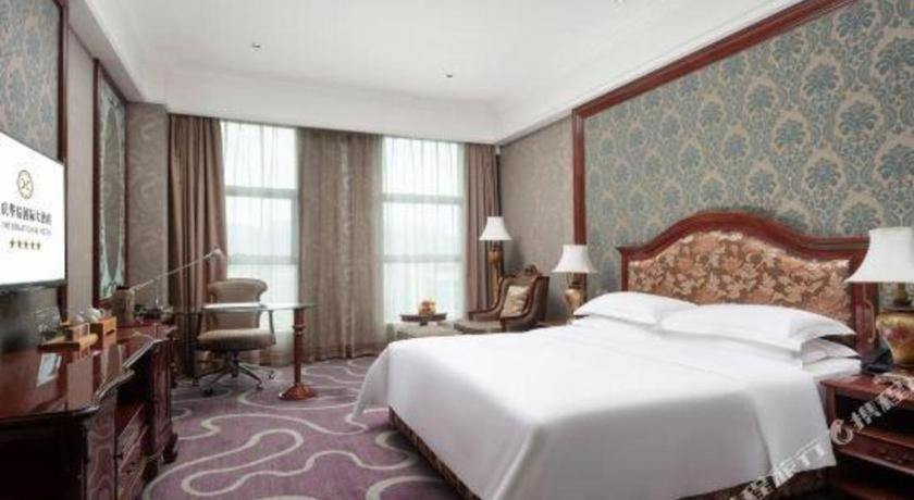 Chongqing Huachen International Hotel Екстериор снимка