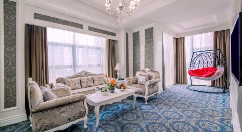 Chongqing Huachen International Hotel Екстериор снимка
